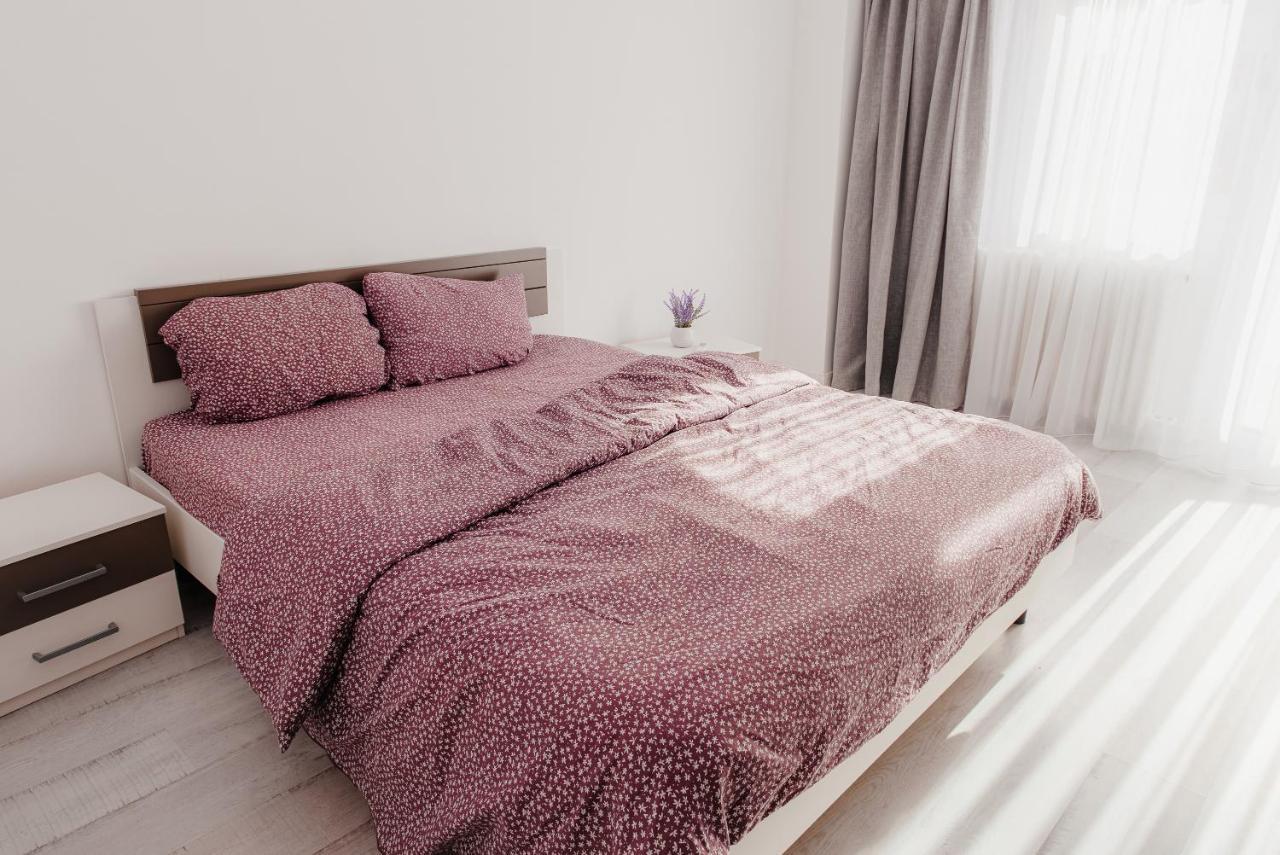 Apartament 2 Camere, Decomandat, In Zona Centrala Bukarest Exteriör bild